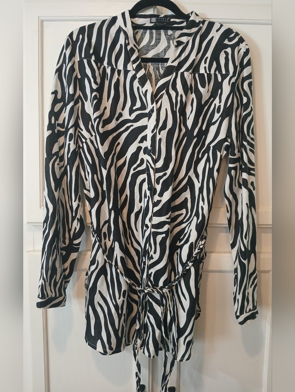 Vntg Linen tunic top, Carole Little, zebra print with tie-front, button-down L